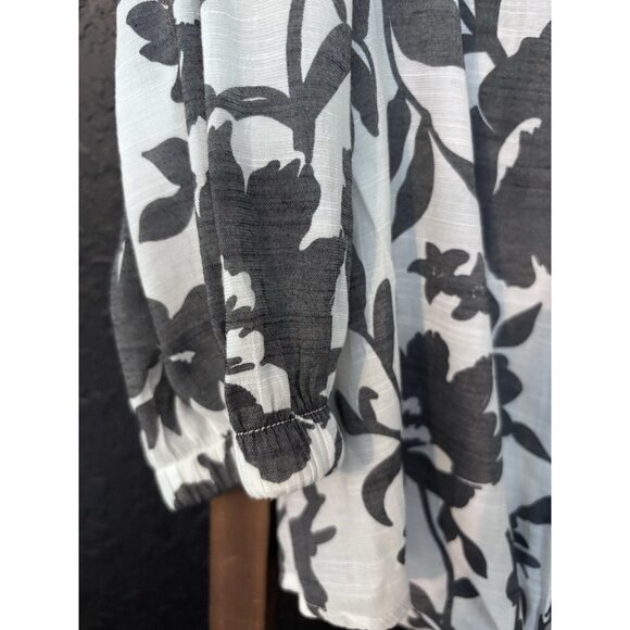 Olivia & Martin Women’s Hi-Lo 3/4 Peasant Sleeves Tie Front Top Size Large - Picture 3 of 6